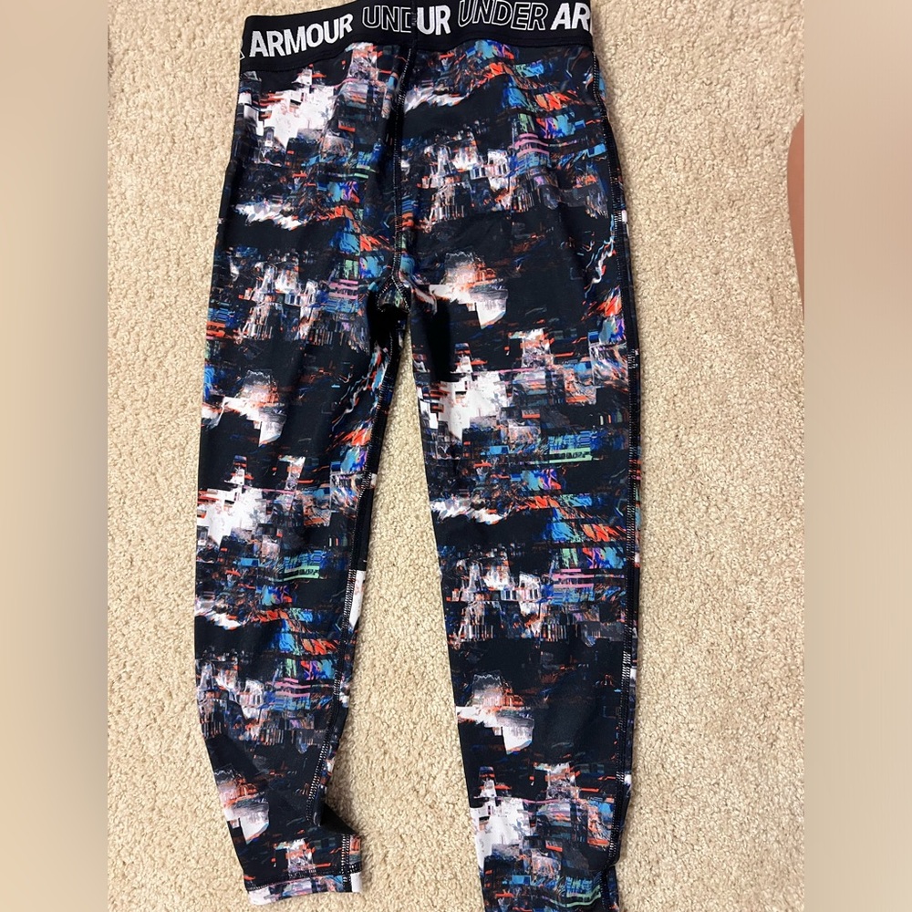 Under armour girls youth medium leggings